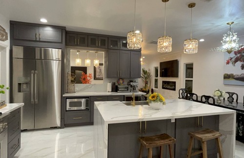 Garden Grove House | GARDEN GROVE HOME, ENJOY EXTRA 10% DICS FOR LONG STAY 31 + DAYS