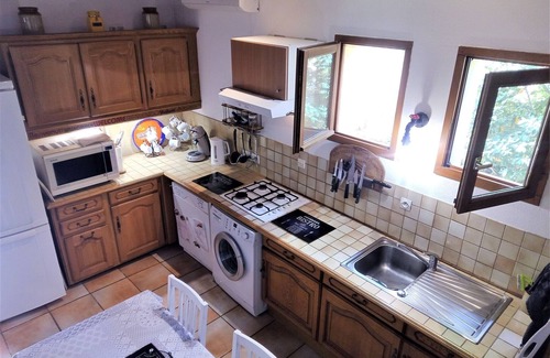 Saint-Martin-le-Redon House | Garden Home with Ensuite