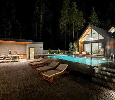 Tara National Park Villa | Garden Hill Mitrovac na Tari