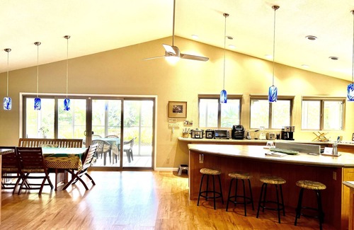 Hakalau House | Garden Home at Botanical World Adventures nTwo Bedroom Three bathroom