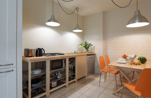 Roe Volciano House | Garden house 3 bedrooms 9 bed garage wifi Gardase (CIR 017164-CNI-00010)