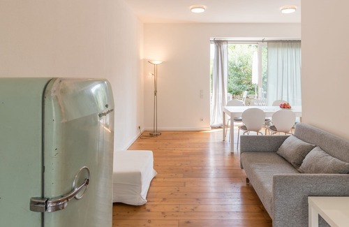 Mainz House | Garden house: Beautiful vacation home for up to 14 guests with a huge garden