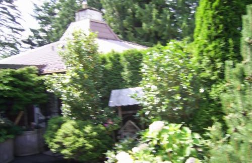 Courtenay House | Garden House
