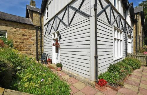 Lesbury House | Garden House