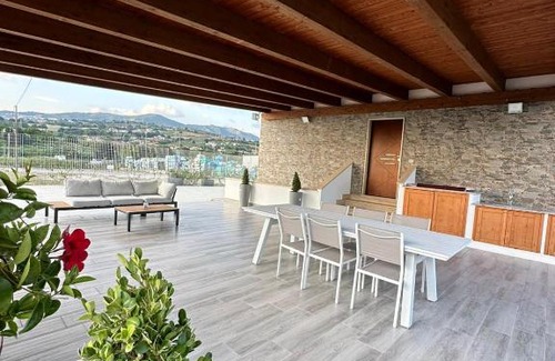 Montecorvino Pugliano House | Garden House