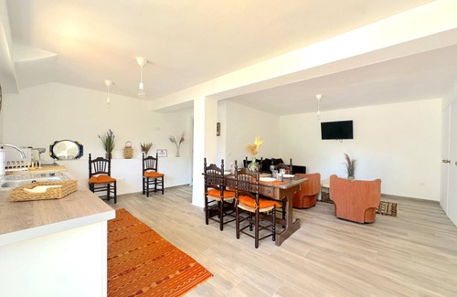 Cerrado de Calderon Ski Chalet | GARDEN HOUSE Malaga City