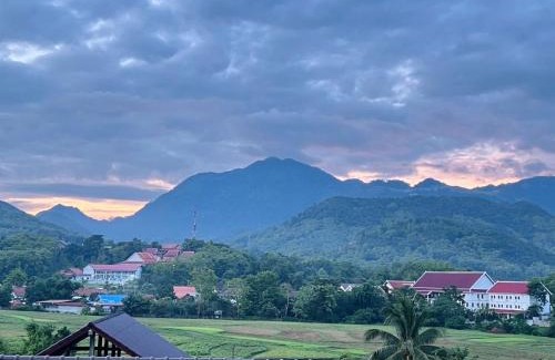 Luang Prabang Hotel | Garden House Rice Field and Mountain View