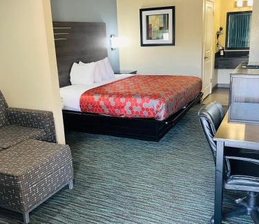 Capital View Hotel | Garden Inn & Suites Little Rock