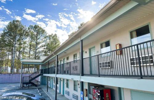 Mount Berry Hotel | Garden Inn & Suites