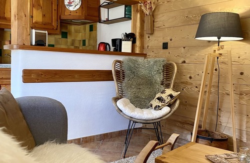 Molines-en-Queyras Apartment | GARDEN LEVEL CHALET IN THE HEART OF THE VILLAGE OF MOLINES EN QUEYRAS 4 People