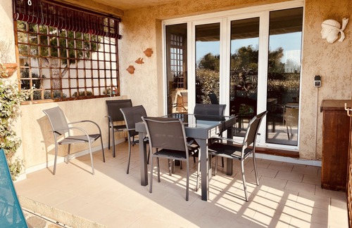 Marine de Saint Ambroggio Apartment | Garden level, sea view, 1-minute walk from a peaceful cove