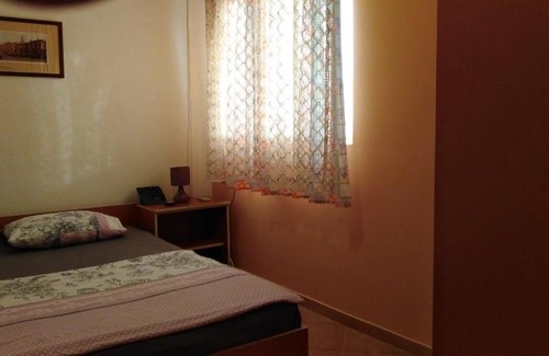 Burtaisi Apartment | Garden