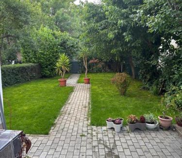 Titov Veles Apartment | Garden Oasis Apartment