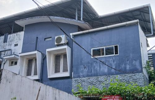 Thamaraparambu House | Garden Of Dreams Home stay
