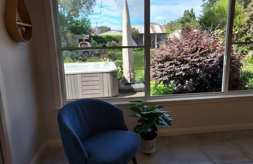 Doonside House | Garden of Eden Boutique Cottage and Spa