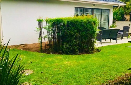 Greater Johannesburg Metropolitan Area Villa | Garden of Eden Mansion - Entertainment Haven