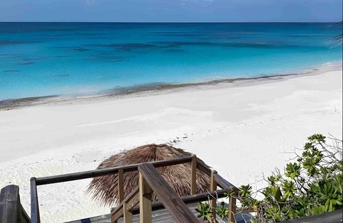 North Palmetto Point House | Garden of Light,Charming Oceanfront Villa,Tiki Huts& Generator,10% off 7+ nights