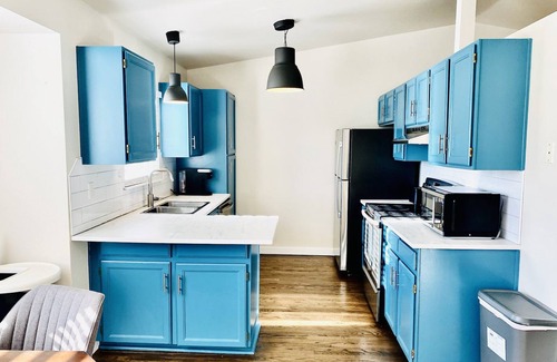 Mountain Shadows House | ~Garden of the Gods 5BR Home- 10Min to Downtown