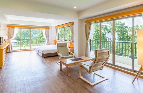 Koror Hotel | Garden Palace Downtown