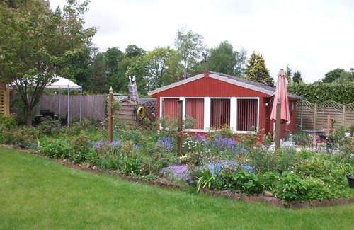 Suederluegum Apartment | Garden paradise, near North Sea islands
