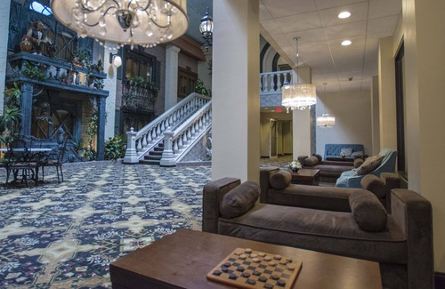 Bowmansville Hotel | Garden Place Hotel