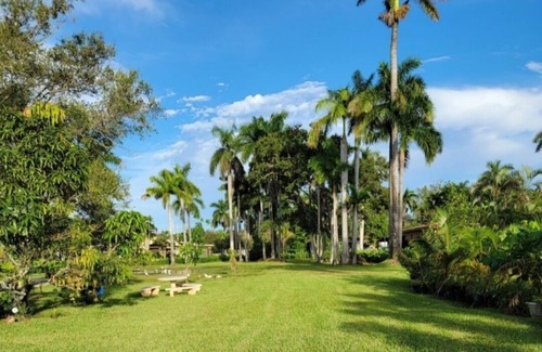 Golden Glades House | GARDEN PLACE MIAMI