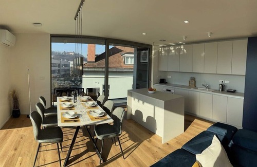 Ljubljana City Centre Apartment | Garden Residence - Premium Castle View Apartment