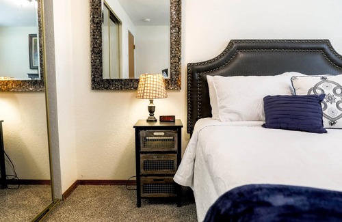 Tri-Cities Apartment | Garden Retreat 2/1 #3507A