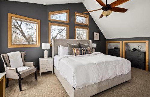 Berkeley House | Garden Retreat - Hot Tub - Peloton - Walk to Shops