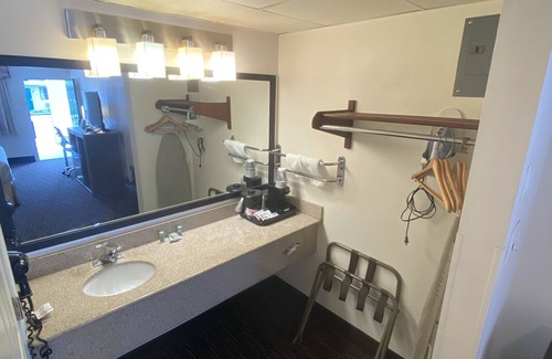 Absecon Hotel | Garden State Inn
