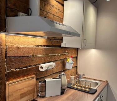 Pelgulinn Apartment | Garden Studio next to Telliskivi & Old Town