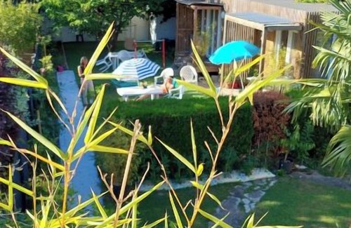 Le Mesnil-Saint-Denis Ski Chalet | Garden studio sqy Versailles gk15 greenappart