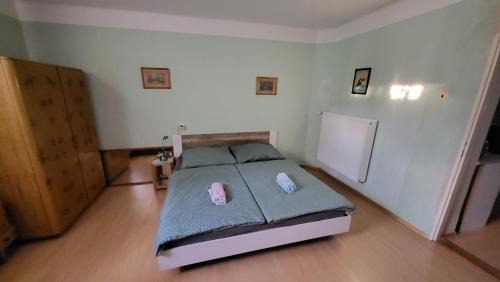 Znojmo Apartment | Garden View Apartment