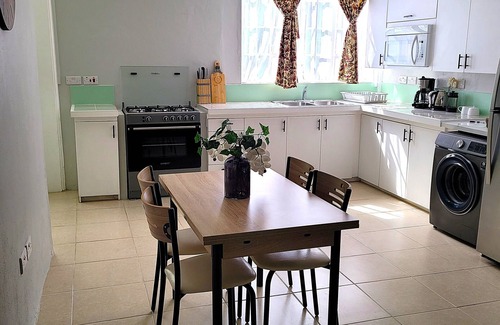 Roseau Apartment | Garden View Apartments