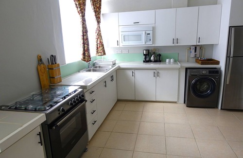 Roseau Apartment | Garden View Apartments