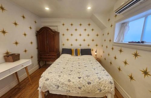 East Side Apartment | Garden View double room suite at Trout Lake