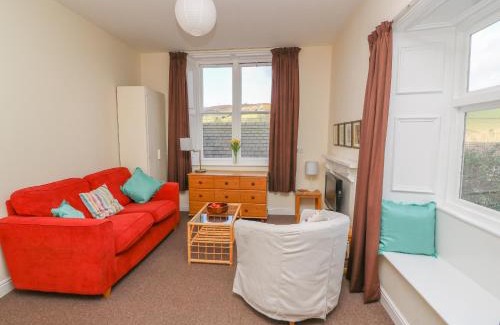 Kington Apartment | Garden View