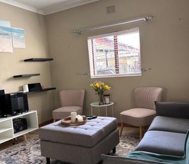 Hibberdene House | Garden View Seaside Chalet