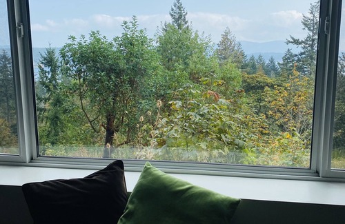 Salt Spring Island Cottage | Garden views and ocean glimpses, close to all that Saltspring offers.