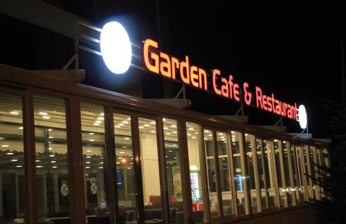 Zara Hotel | Garden Zara Hotel
