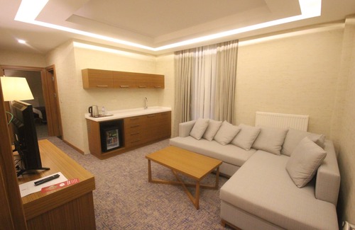 Zara Hotel | Garden Zara Hotel