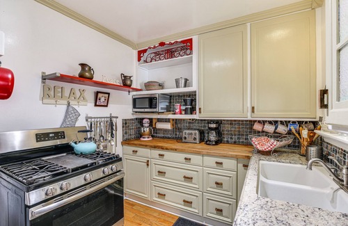 El Camino Village House | Gardena Vacation Rental: 5 Mi to Manhattan Beach!