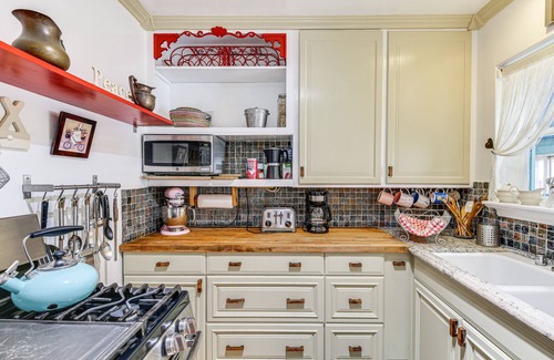 El Camino Village House | Gardena Vacation Rental: 5 Mi to Manhattan Beach!