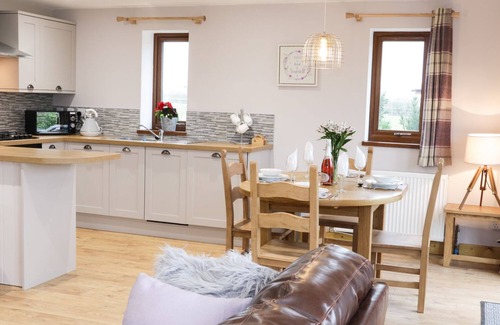 Nantwich Cottage | GARDENER'S LODGE, family friendly, luxury holiday cottage in Nantwich