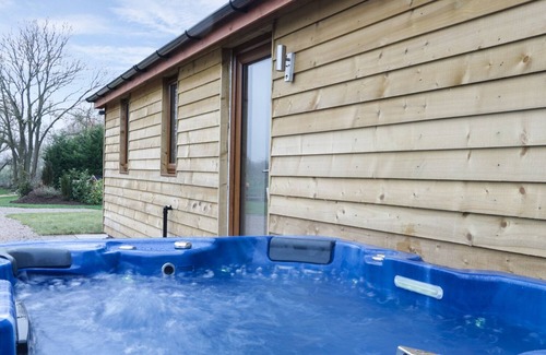 Nantwich Cottage | GARDENER'S LODGE, family friendly, luxury holiday cottage in Nantwich