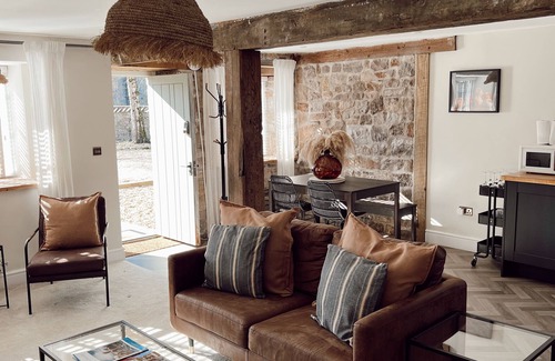 Mathern Cottage | Gardener’s Cottage – A Tranquil Retreat in Historic Wales