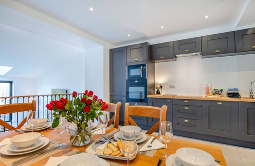 Hoylandswaine House | Gardeners Cottage at Fall Head Farm