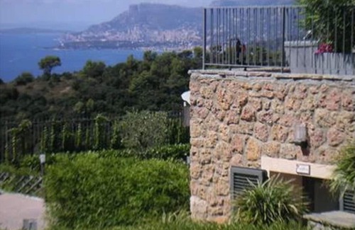 San Giacomo Villa | Gardenia apartment near Bordighera with enchanting view of Montecarlo