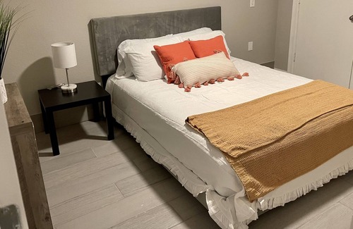 Brownsville House | Gardenia GH