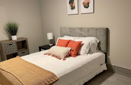 Brownsville House | Gardenia GH